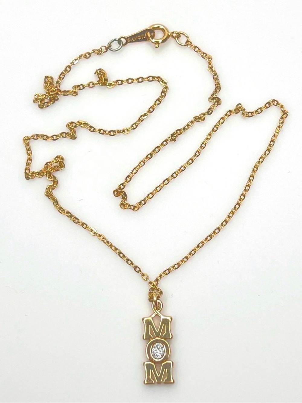 Vintage Avon “Mom” Gold-Tone Dainty Pendant Necklace